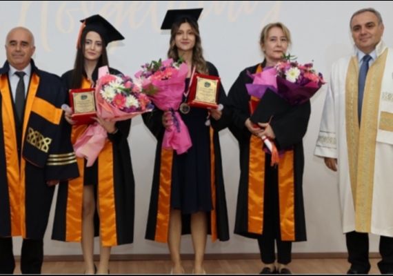 ER� Turizm Fak�ltesi 17. D�nem Mezunlar�n� Verdi