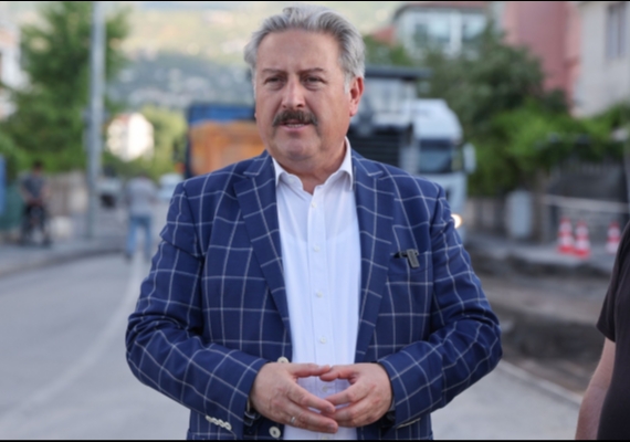 OSMANLI MAHALLESݒN�N YOLLARI VE �EHRES� YEN�LEN�YOR!