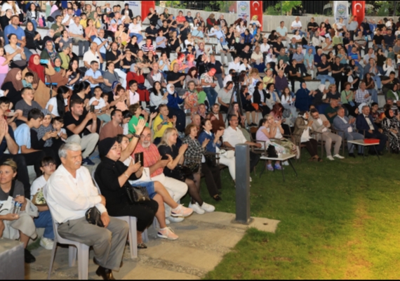 TALAS�TA �BABALAR G�Nܔ EN G�ZEL �ARKILARLA KUTLANACAK