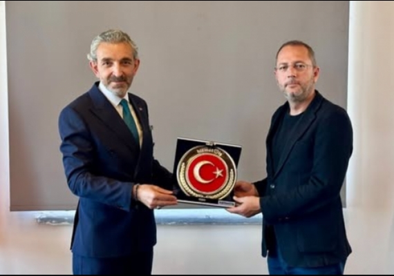 H�ZMET-�� Sendikas� Kayseri �ubesinden Erkan K�p�e Hay�rl� Olsun Ziyareti