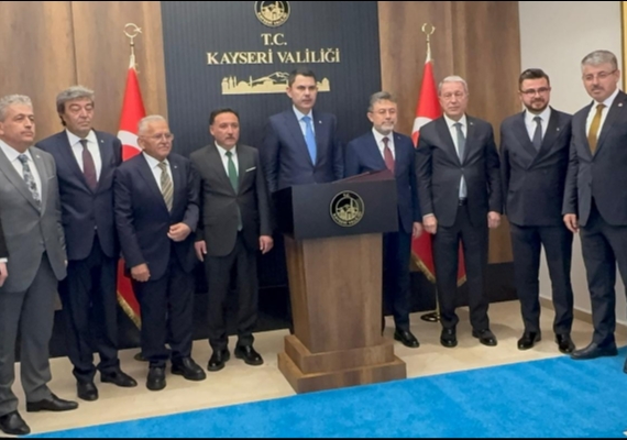 Bakan Kurum ve Yumakl��dan Vali �i�ek�e Ziyaret