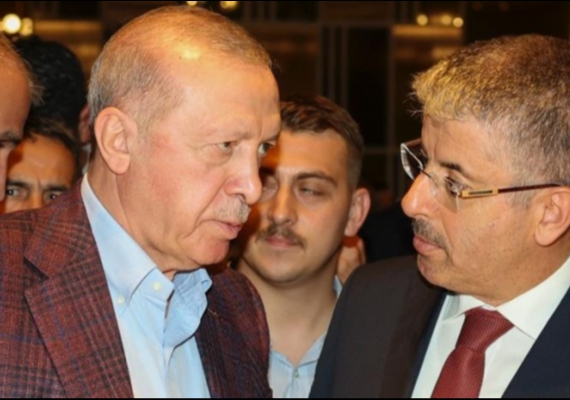 �OPURO�LU, CUMHURBA�KANI ERDO�AN �LE B�R ARAYA GELD�