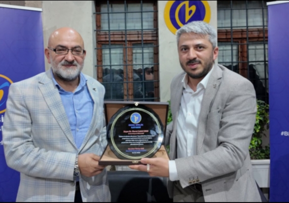Gen� Birlik Divan Bulu�malar��nda Murat Cahid C�ng� Gen�lerle Bulu�tu