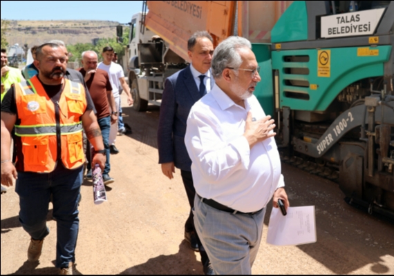 TALAS'TA ASFALT YILI HIZ KESM�YOR