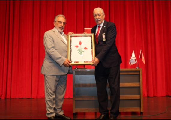 KIBRIS'IN CANLI TANI�I KAYSER�L� GEN�LERLE BULU�TU