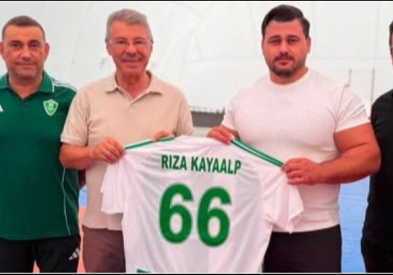 13 Kez Avrupa �ampiyonu R�za Kayaalp'ten Ba�kan Akay'a Ziyaret
