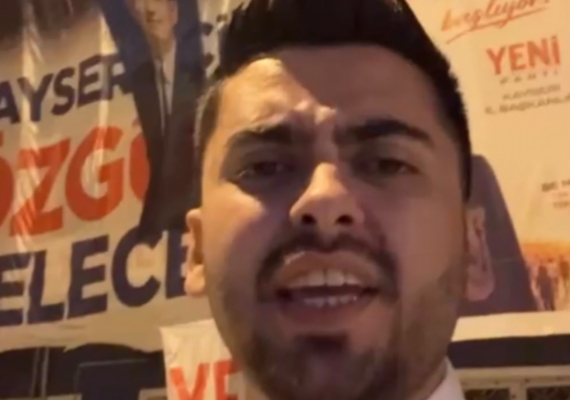 Kayseri'de Atat�rk posterindeki 6 ok g�rseli kesildi; Yeni Parti'den provokasyon a��klamas�
