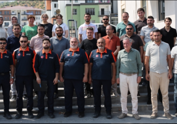 BA�KAN �ZDO�AN: �AFETLERE HAZIRLIK S�REKL�L�K GEREKT�REN B�R S�RE�T�R�
