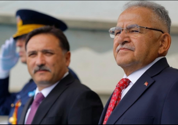 BA�KAN B�Y�KKILI�, ZAFER BAYRAMI'NIN 104. YILINDA KAYSER�L�LERLE AYNI CO�KUYU PAYLA�TI