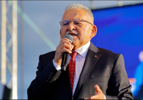 B�Y�KKILI�, YAZ SPOR OKULLARININ G�RKEML� F�NAL�NDE GEN�LER�N CO�KUSUNA ORTAK OLDU