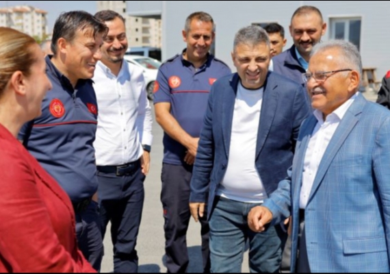 BA�KAN B�Y�KKILIǒTAN AFETLERE HAZIRLIKTA �NEML� HAMLE: ENKAZ E��T�M MERKEZ�