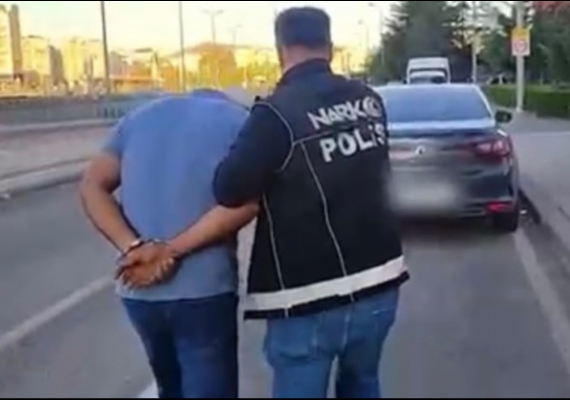 KAYSERݒDE TORBACILARA OPERASYON: 7 ��PHEL� TUTUKLANDI