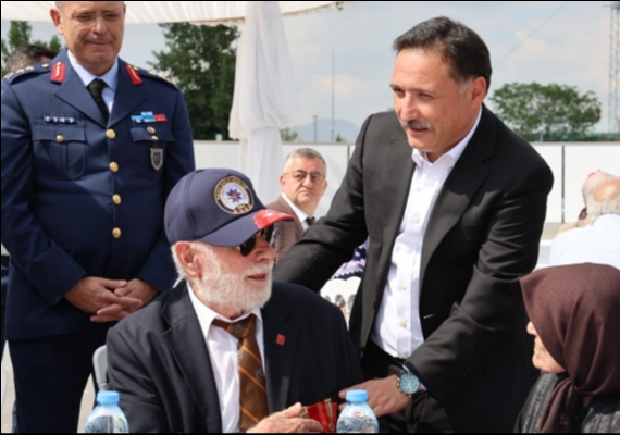 Kayseri Valili�i�nden gaziler onuruna yemek program� 