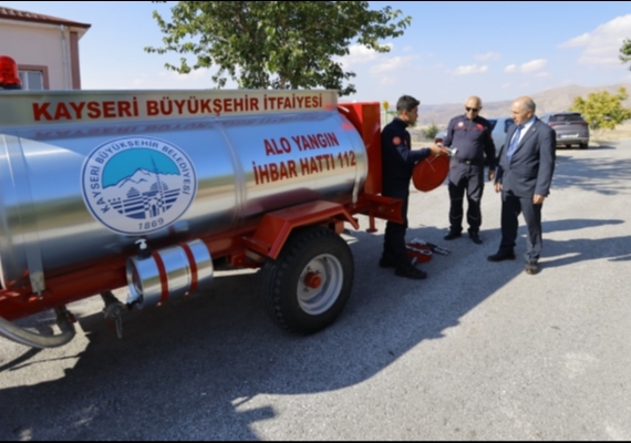 B�Y�K�EH�R�DEN KIRSAL MAHALLELERE TRAKT�R ARKASI YANGIN S�ND�RME ARACI