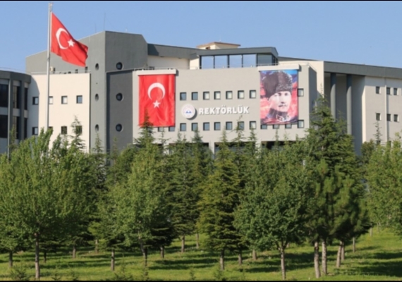 Erciyes �niversitesi Akademisyenleri �D�nyan�n En Etkili Bilim �nsanlar�� Listesinde B�y�k Bir Ba�ar�ya �mza Att�!